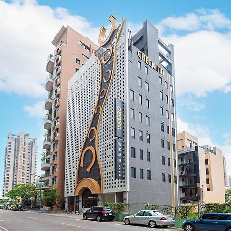 Check Inn Taichung Qinghai Exterior photo