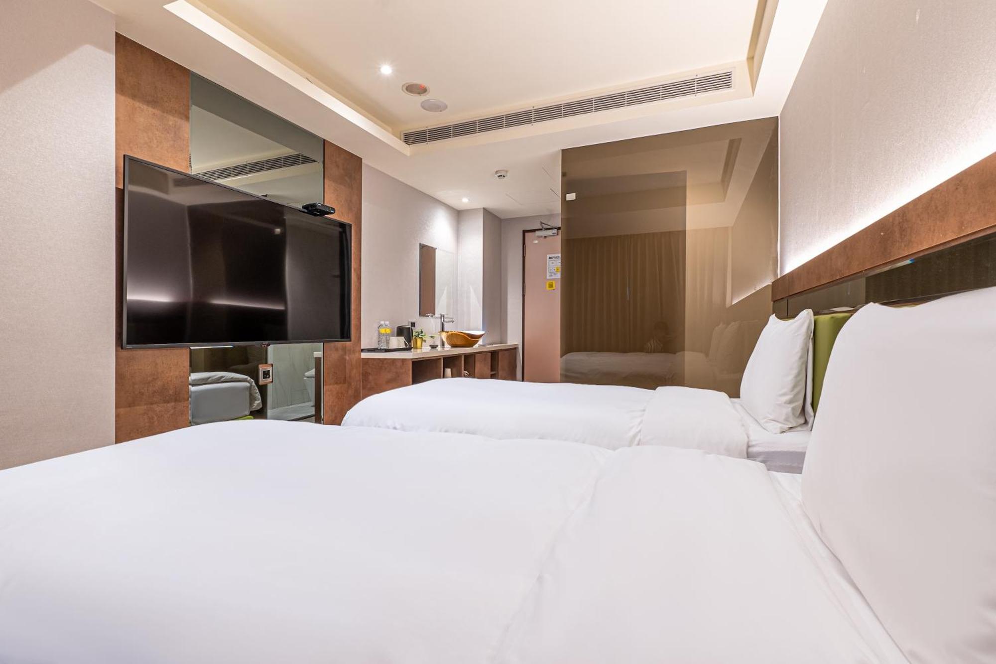 Check Inn Taichung Qinghai Exterior photo