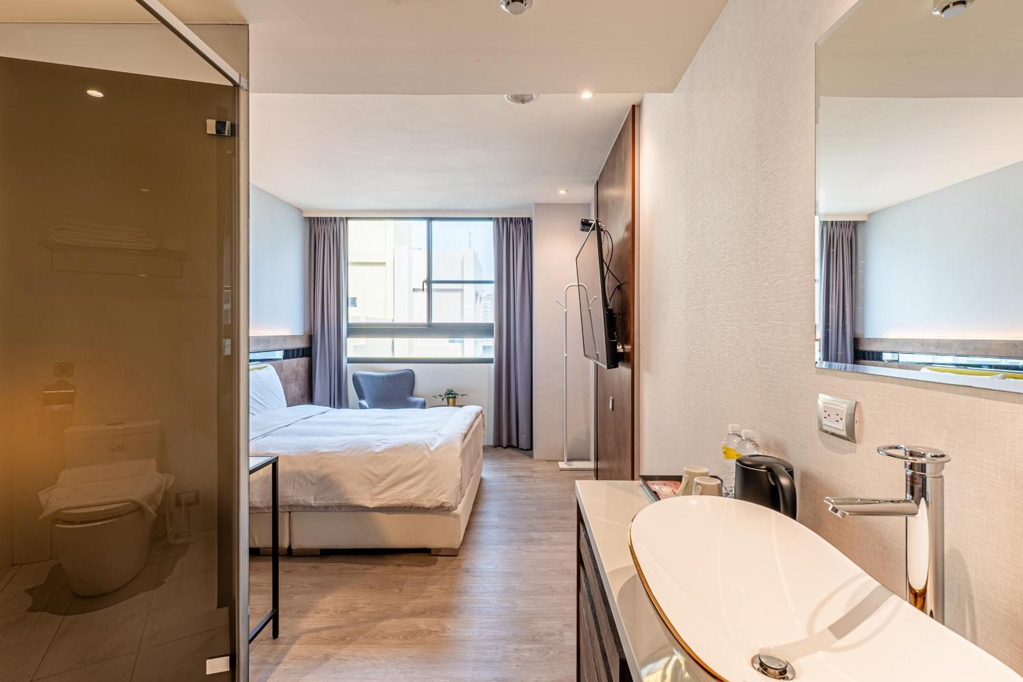 Check Inn Taichung Qinghai Exterior photo